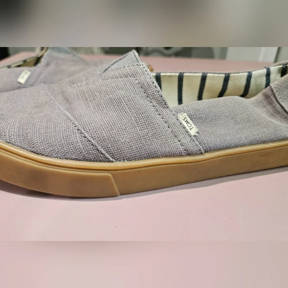 TOMS Alpargata Morning Dove Heritage Canvas Shoes. Size 10